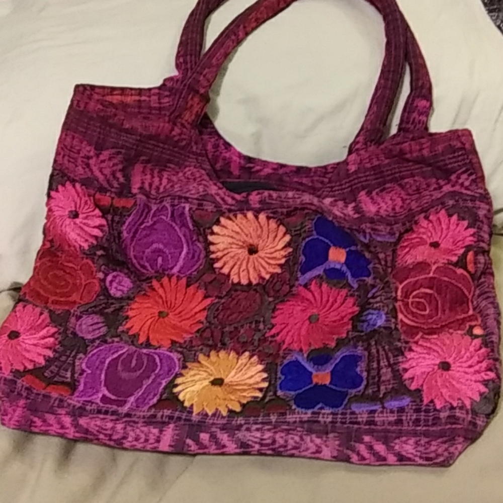 Purse - Picture 2 of 4